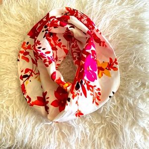 NWOT Homesewn Infinity Scarf